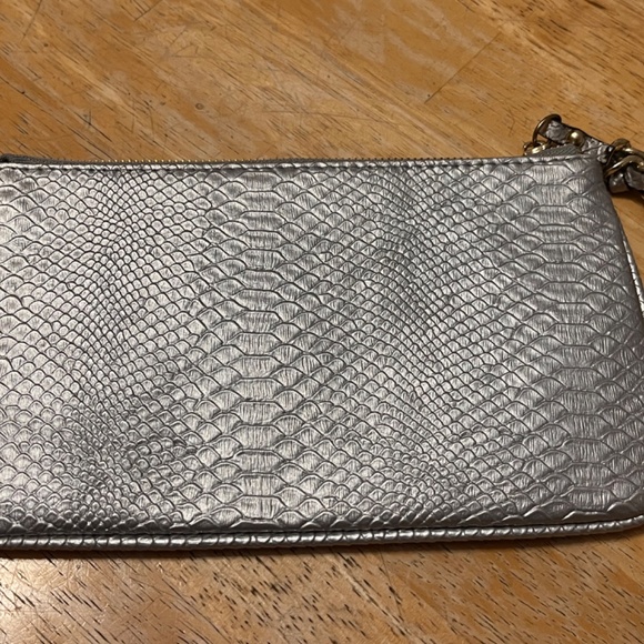 Anne Klein Silver Snakeskin Wristlet Chained - Picture 5 of 8